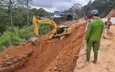 Sạt lở đèo Prenn đang thi công, 2 người thương vong