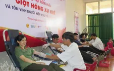 Hành trình Đỏ - Giọt hồng xứ Huế