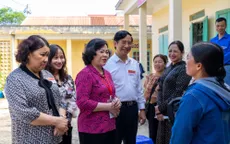 Thí sinh miền núi ở xa được đưa đón đến điểm thi, ở quá xa được hỗ trợ bán trú