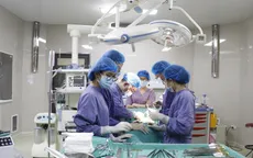 Phát hiện mắc ung thư đại tràng sau gần nửa năm đau bụng âm ỉ