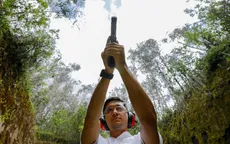 Người dân Ecuador tập sử dụng súng để phòng thân