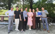 Thái Sơn bất ngờ xuất hiện trong "Gia đình mình vui bất thình lình"