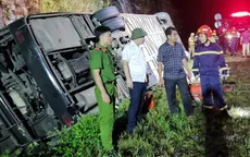 Thừa Thiên- Huế: Tiếp cận 1 hành khách mắc kẹt trên xe gặp nạn trên cao tốc Cam Lộ - La Sơn