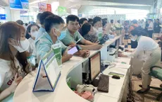 Nghệ An: Bong tróc bề mặt đường băng sân bay Vinh, nhiều chuyến bay bị hoãn