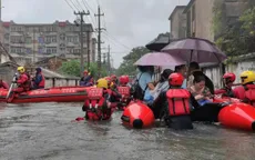 Trung Quốc cảnh báo mưa lũ, sạt lở và nắng nóng