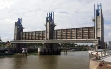 Hoàn thành 2 công trình ngăn mặn trữ ngọt có quy mô lớn