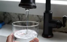 Gần 50% nước uống ở Mỹ có thể chứa "hóa chất vĩnh cửu" độc hại