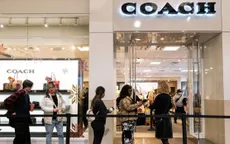 Coach và Versace về "một nhà" trong cuộc chiến với LVMH