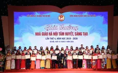 Ngày 15/8, Bộ trưởng Bộ GDĐT gặp gỡ nhà giáo, cán bộ quản lý, nhân viên ngành Giáo dục