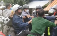 Bất bình nhóm người chạy mô tô ngược chiều, tranh mua vé ở phà Cát Lái
