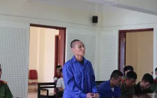 Mâu thuẫn nhỏ, nam thanh niên rút dao đâm tử vong 1 người