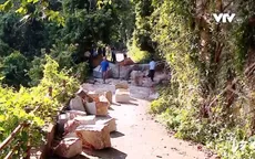 Khảo sát tình trạng sạt lở đá tại núi Ba Thê (An Giang)