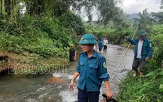 Tích cực tìm kiếm nạn nhân bị mất tích nghi do lũ cuốn tại Lào Cai