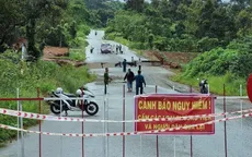 Sụt lún nghiêm trọng đường tránh quốc lộ 20 qua Bảo Lộc