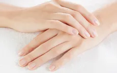 Móng tay của bạn nói gì về sức khỏe của bạn?