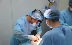 Cô gái bị sưng mủ vì tiêm filler vùng ngực
