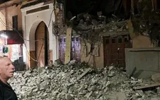 Morocco chạy đua với thời gian để tìm kiếm nạn nhân động đất, du khách hối hả rời đi