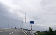 Trà Vinh: Người mẹ trẻ và con trai 2 tuổi nghi mất tích ở cầu Cổ Chiên