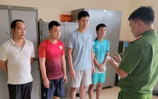 Bắt giữ 5 nhân viên bốc xếp hành lý ký gửi tại Sân bay Nội Bài