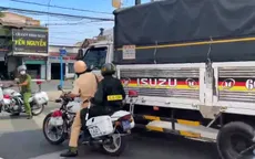 Cảnh sát giao thông Đồng Nai truy đuổi 10km chặn "xe tải điên"