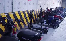 Điểm tuần: Xe điện ở chung cư - "Phép vua có thua lệ làng"?