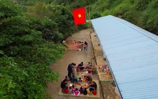 "Trăng Xanh" mang Trung thu đầu tiên tới điểm trường vùng khó Hà Giang