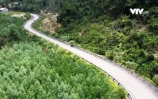 Nâng bước trẻ khó khăn đến trường