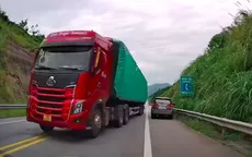 Tước bằng lái tài xế xe container lấn làn, vượt ẩu trên cao tốc Nội Bài – Lào Cai