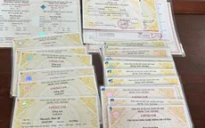 Khởi tố, bắt tạm giam 2 đối tượng làm giả văn bằng và chứng chỉ
