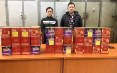 Mua pháo hoa nổ về bán kiếm lời, hai thanh niên bị bắt tại nhà