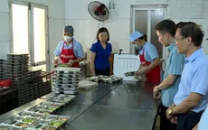 TP Hồ Chí Minh: Ra quân kiểm tra vệ sinh an toàn thực phẩm bếp ăn trường học