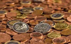 Không được phê duyệt thiết kế, Pháp phải nấu chảy hàng triệu đồng xu