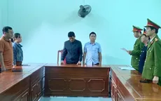 Khởi tố, bắt tạm giam nguyên Giám đốc phòng giao dịch ngân hàng