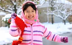 Cách giữ ấm cho trẻ khi trời lạnh