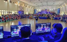 Tuyển thủ Audition được Viresa trao chứng nhận thành tích tại giải đấu EPF24