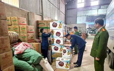 Thái Nguyên thu giữ, tiêu hủy hơn 300kg thực phẩm lậu phục vụ Tết