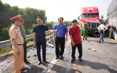 Khởi tố tài xế gây tai nạn trên cao tốc Cam Lộ - La Sơn khiến 3 người thân tử vong