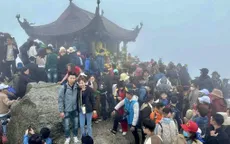 Dòng người nô nức đến Hội xuân Yên Tử 2024