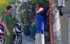 Đi dán quảng cáo trái phép, bị công an phát hiện dương tính với ma túy
