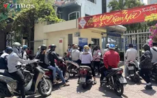 TP Hồ Chí Minh: Người dân vẫn phải đợi hàng giờ để xin cấp lý lịch tư pháp