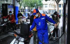 Trùng lịch nghỉ Tết Nguyên đán, giá xăng dầu điều chỉnh thế nào?