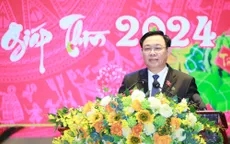 Chủ tịch Quốc hội Vương Đình Huệ thăm, chúc Tết Công an tỉnh Nghệ An