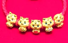 Sản phẩm rồng vàng đắt khách tại Trung Quốc