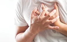Người đàn ông ngừng tim do nhồi máu cơ tim cấp