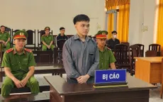Bị phạt 12 tháng tù vì khoe hình vũ khí trên mạng xã hội