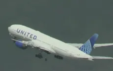 Máy bay United Airlines hạ cánh khẩn cấp do bị rơi lốp