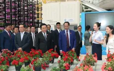 Chủ tịch Quốc hội Vương Đình Huệ thăm một số mô hình kinh tế tiêu biểu của tỉnh Vân Nam, Trung Quốc
