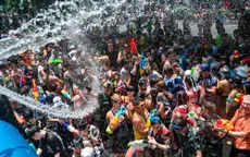 Sôi động lễ hội té nước Songkran đón năm mới tại Thái Lan