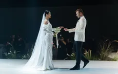 Toàn cảnh đám cưới Minh Tú: 3 bộ trang phục độc đáo, gắn hình ảnh bố lên hoa cưới