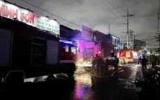Vụ cháy dãy nhà ven kênh Tàu Hũ đã được khống chế, chưa ghi nhận thương vong